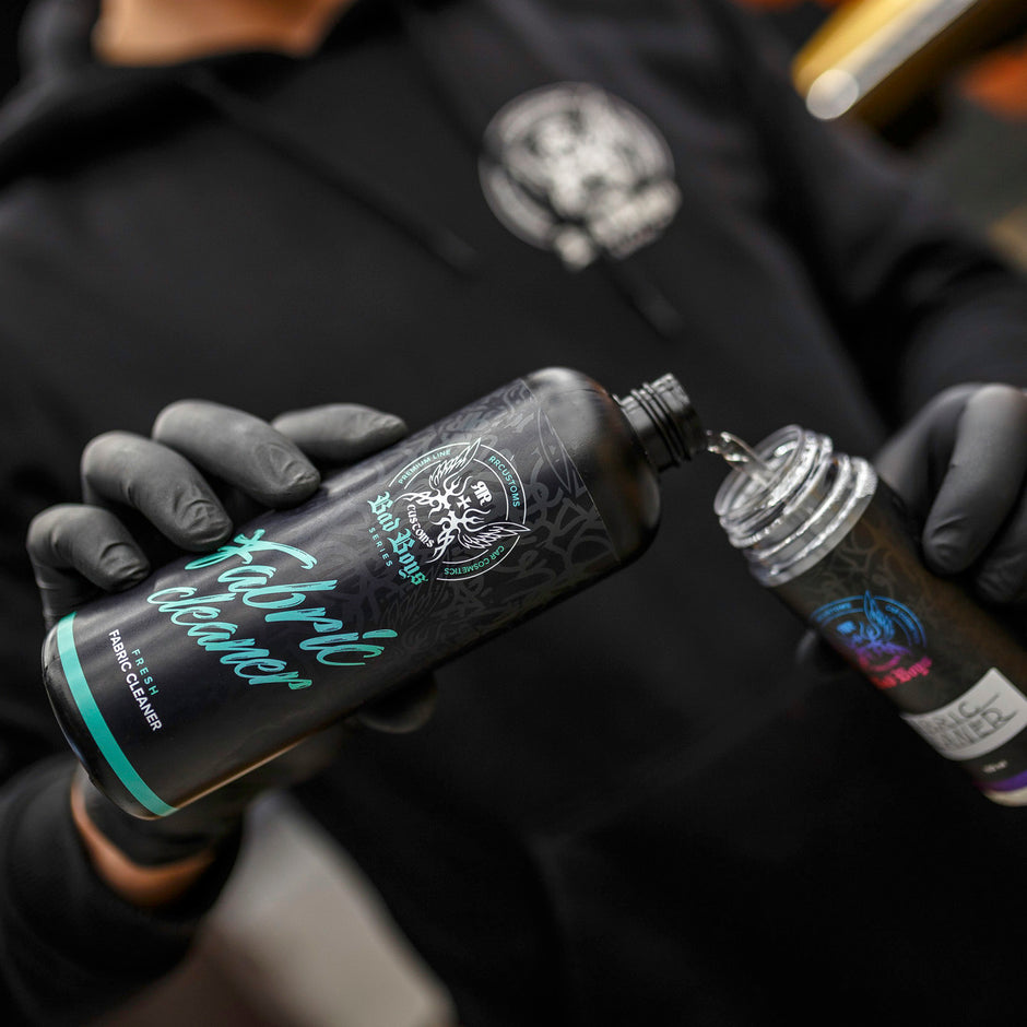 Fabric Cleaner – Detergente Professionale per Tessuti Auto