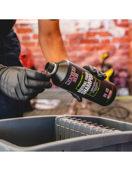 Neutral Foam Shampoo - Maniac Line For Car Detailing